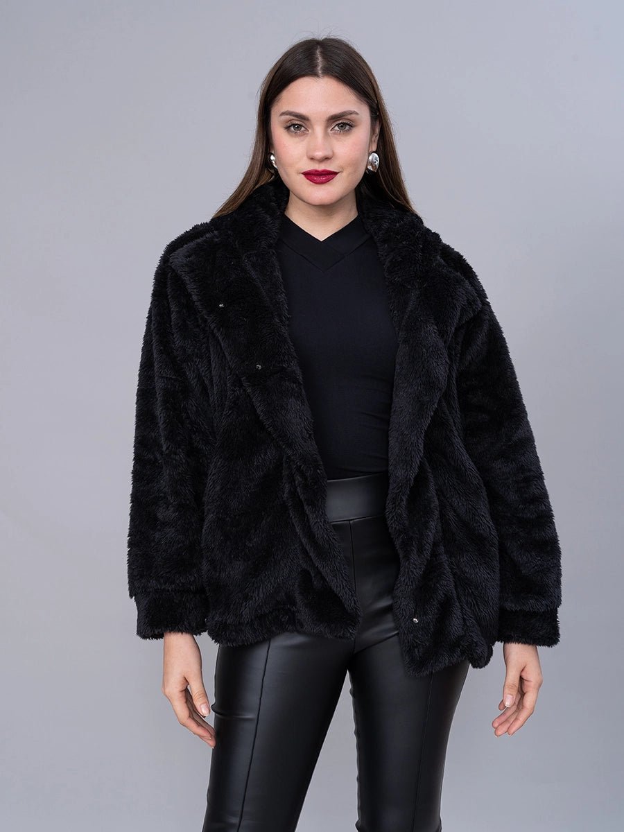 Abrigo de Peluche Negro - ABRIGO de La Matier