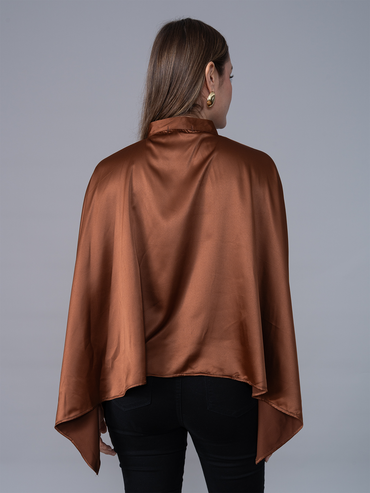 Blusa Cuadrada Café Seda