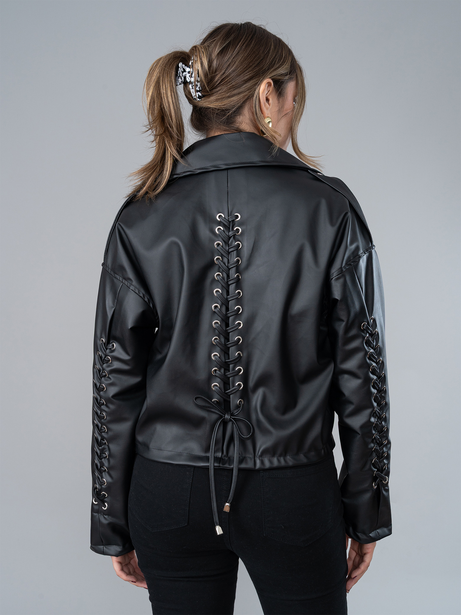Casaca Amelie Negra en Cuerina