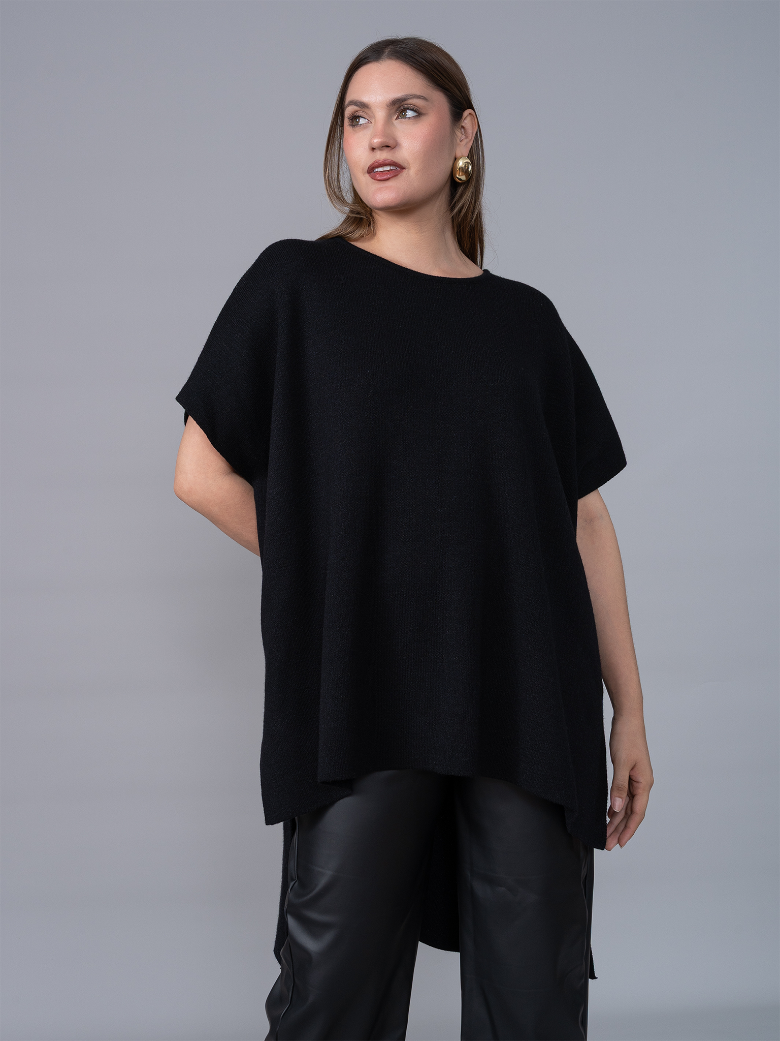 Poncho Tejido Lily Negro 2.0