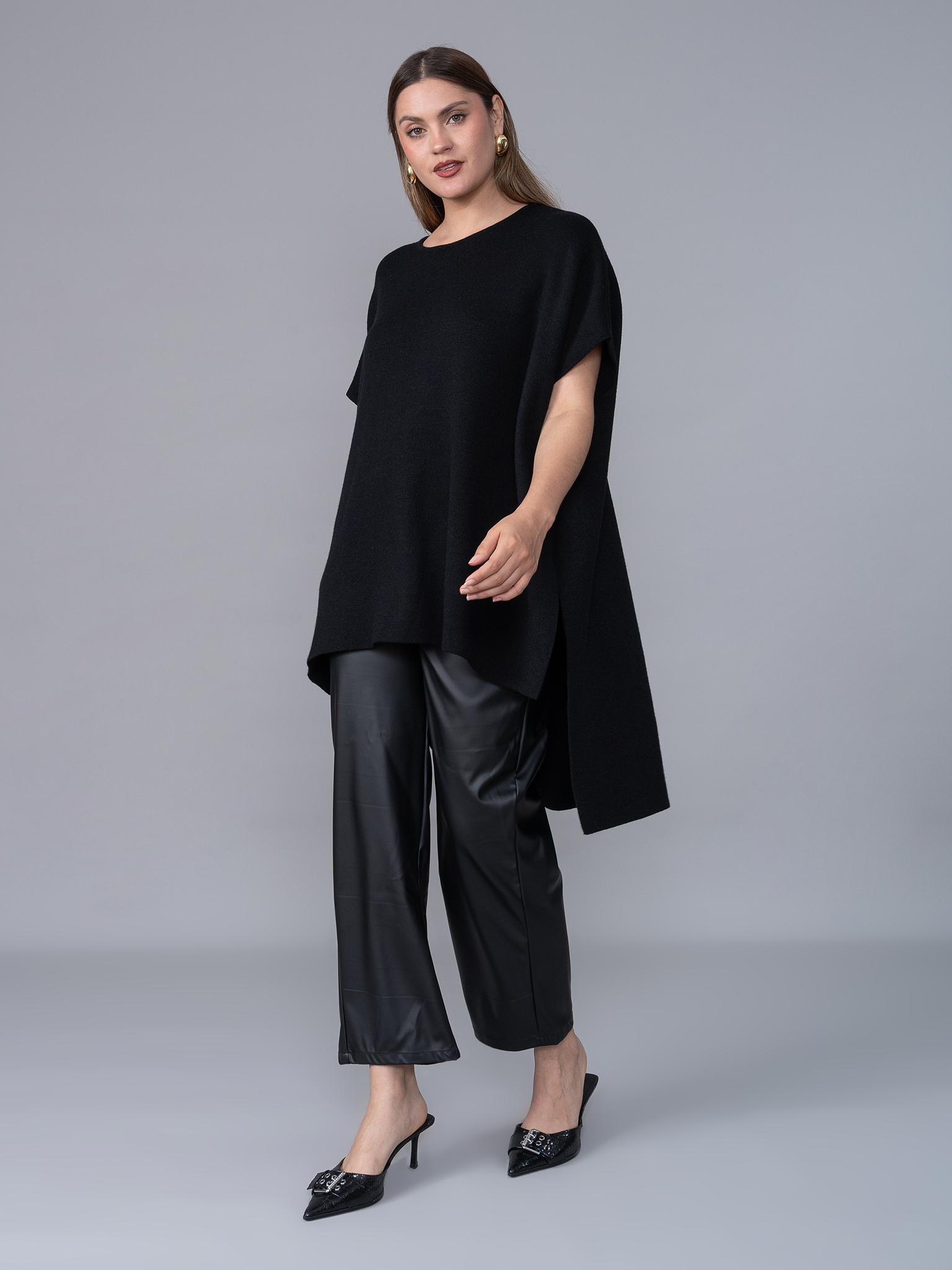 Poncho Tejido Lily Negro 2.0