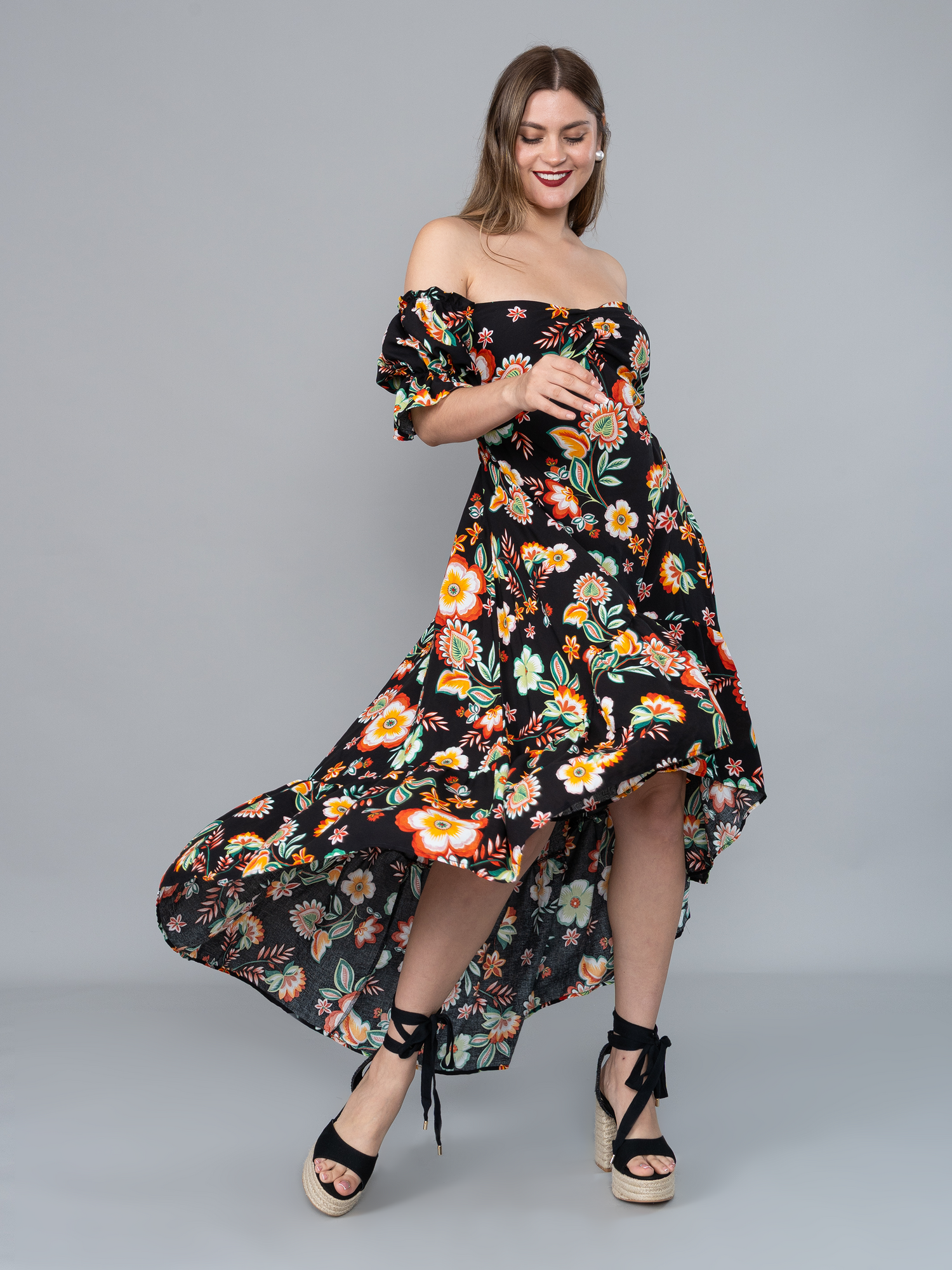 Vestido Off-Shoulder Estampado Negro