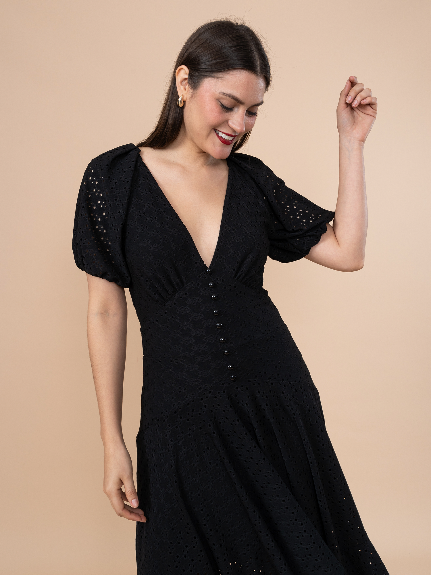 Vestido Broderie Negro