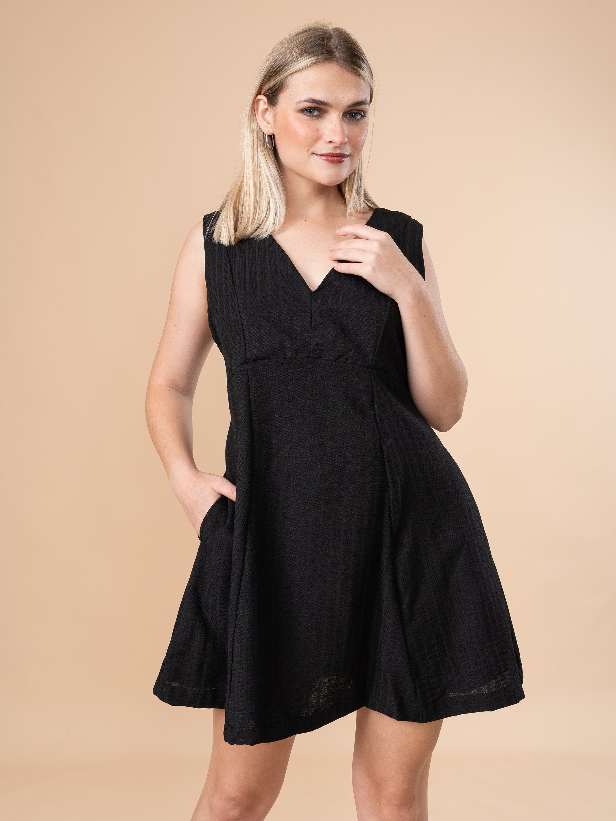 Vestido Alaya de Lino Negro