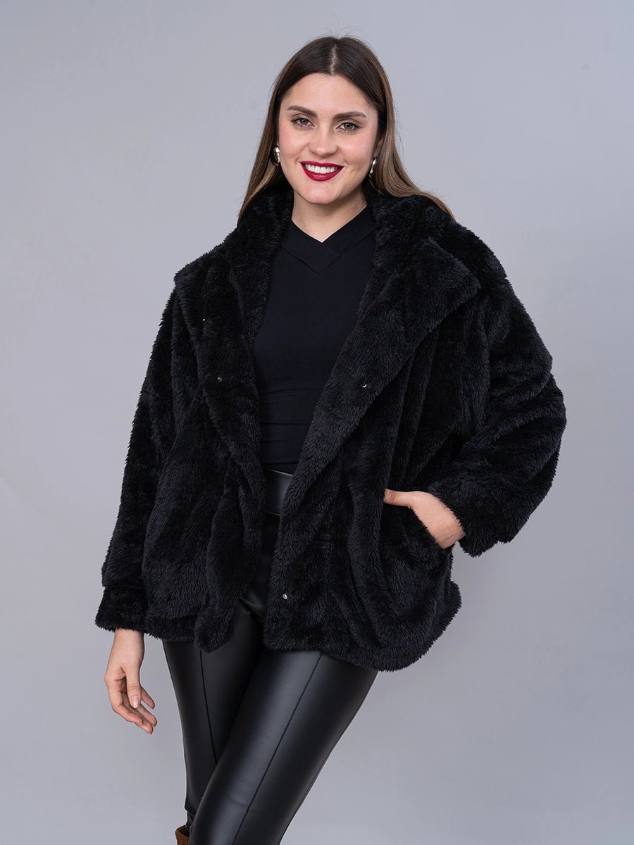 Abrigo de Peluche Negro - ABRIGO de La Matier