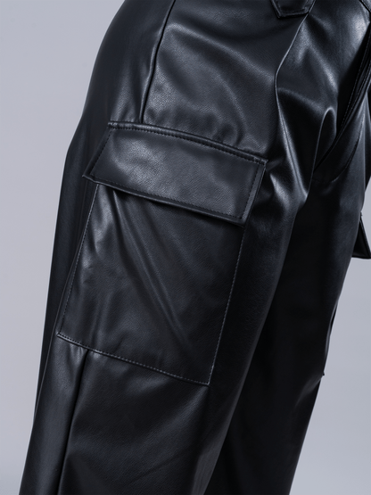 Cargo Efecto Piel Nathalia Negro - Pantalon de La Matier