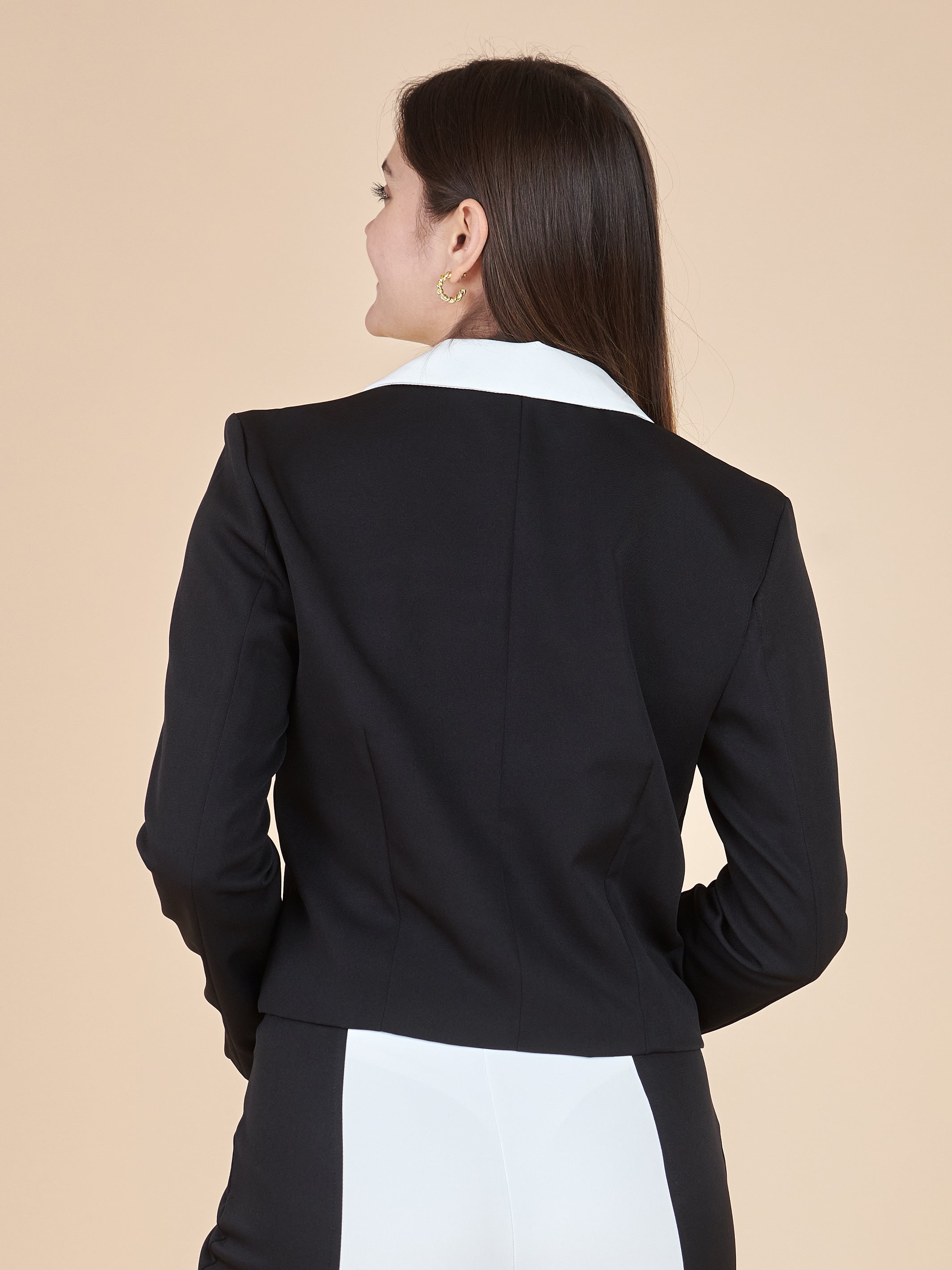 Saco Fran Black and White Closet Sale L/XL